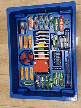 Share Patch Electron World STEM Electronic Circuit Discovery Kit 100+ Projects